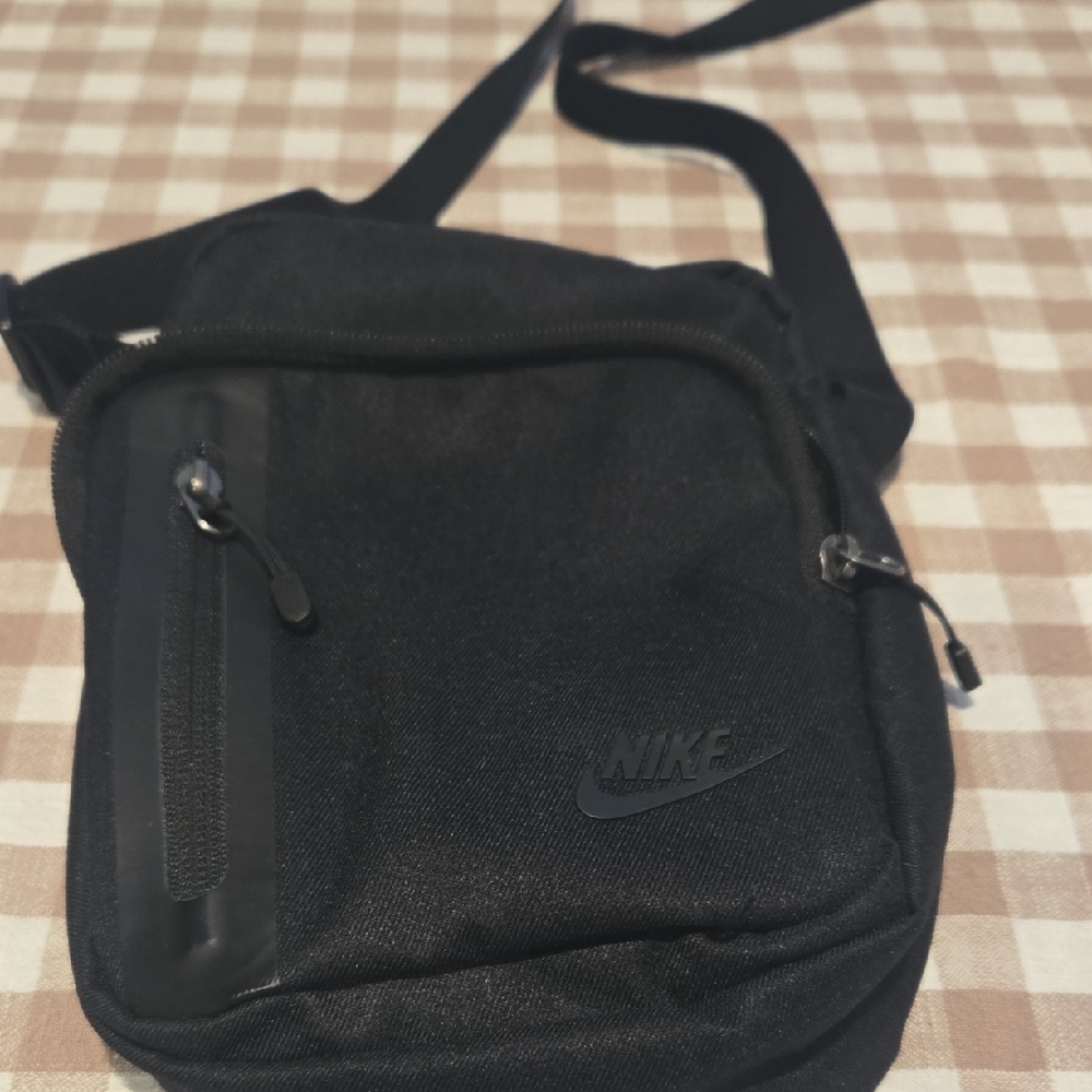 Nike Black Crossbody Bag